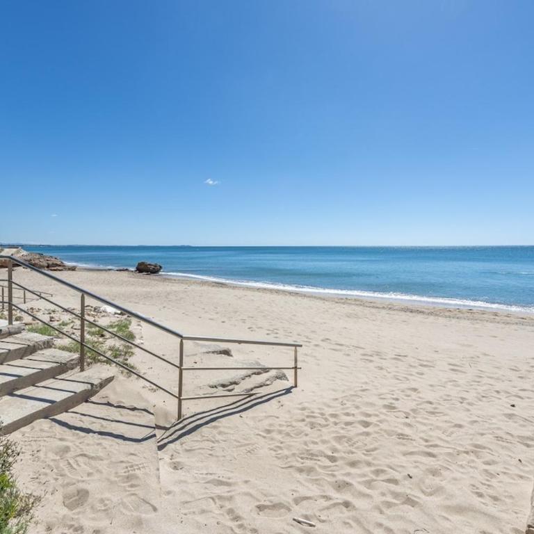 Vacalm Villa Judit - Beachfront Villa with Pool, Spa, BBQ, Fire Pit & Mini Golf - Villa - 92