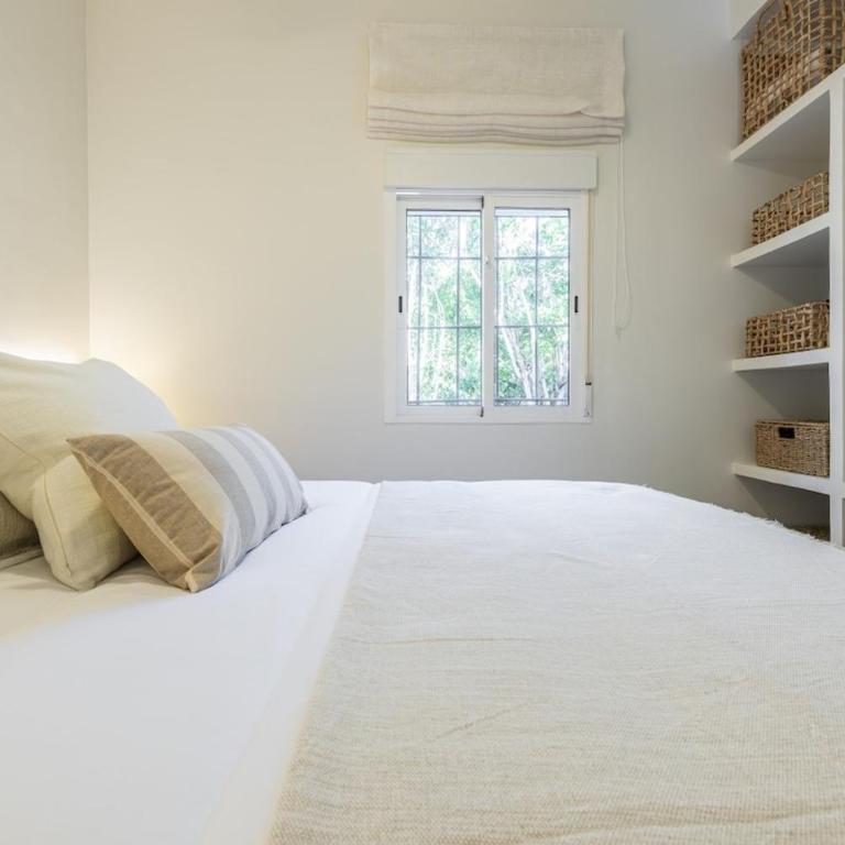 Vacalm Villa Judit - Beachfront Villa with Pool, Spa, BBQ, Fire Pit & Mini Golf - Villa - 97