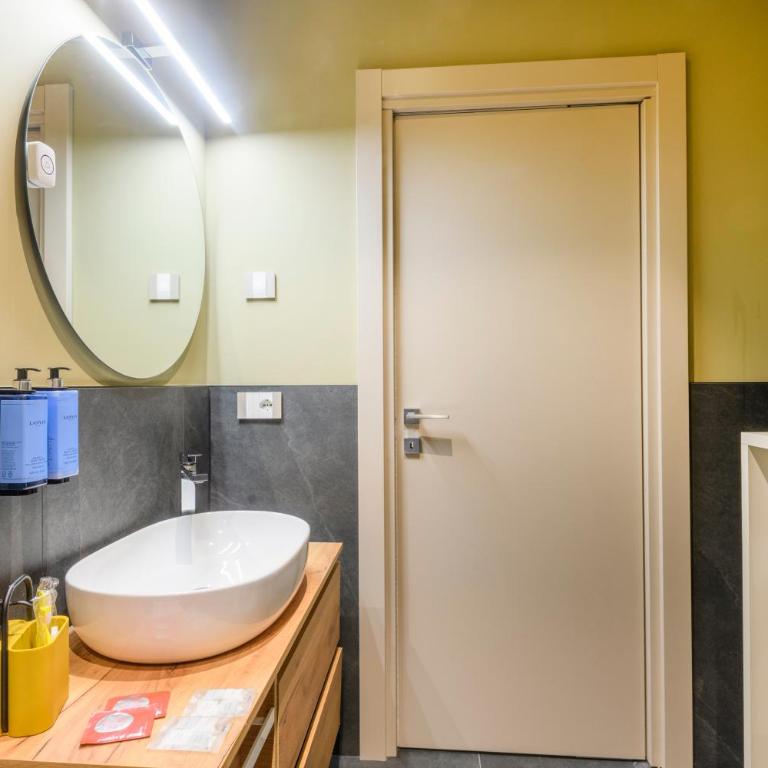 MILAN ROYAL SUITES LUXURY P.ZZA DELLA REPUBBLICA - Appartement 1 Chambre Deluxe - Vue sur Ville - 5
