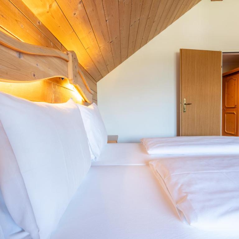 Hotel Gruberhof Innsbruck Igls B&B - Doppelzimmer mit Bergblick - 8