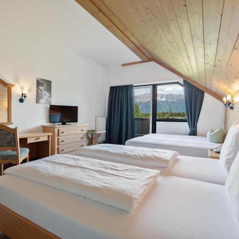 Hotel Gruberhof Innsbruck Igls B&B - Doppelzimmer mit Bergblick - 11