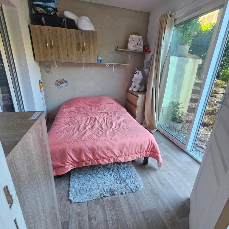 Appartement 3 pièces proche tous commerces - Appartement 2 Chambres - 10