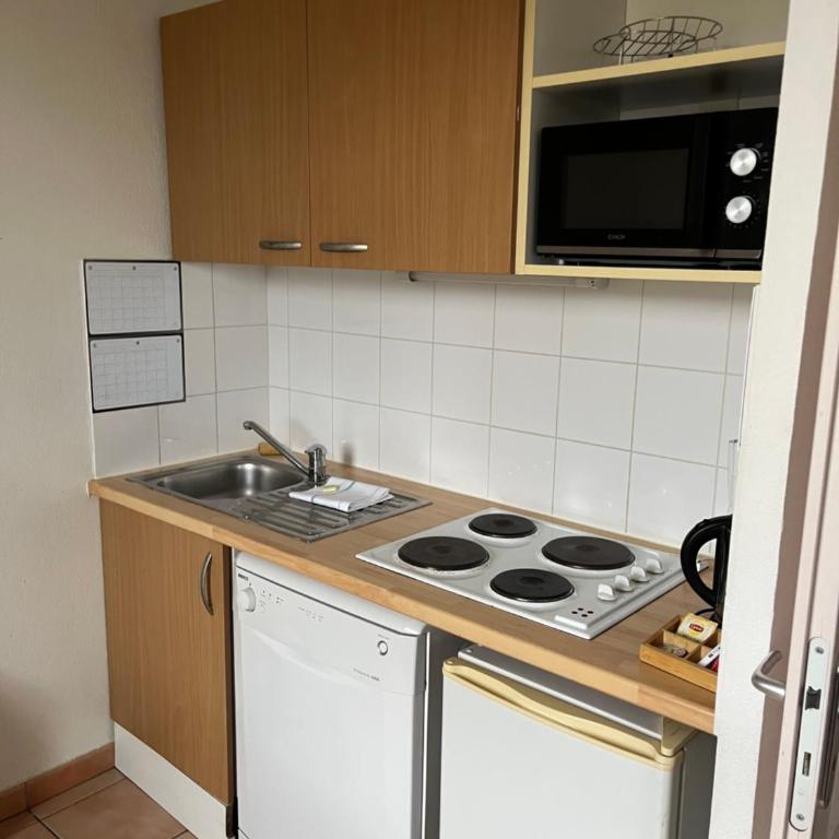 CiTÉ MÉDIÉVALE - Appartement 1 Chambre - 9