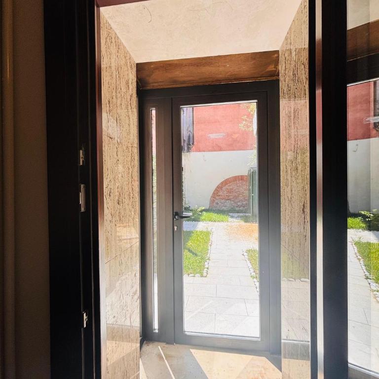 QN Apartments - Appartamento con 1 Camera da Letto e con Giardino - 14