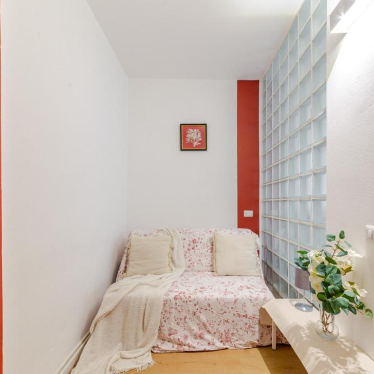 Characteristic one bedroom Apartment Columns of San Lorenzo - Appartement 2 Chambres - 31