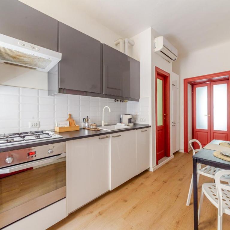 Characteristic one bedroom Apartment Columns of San Lorenzo - Appartement 2 Chambres - 35