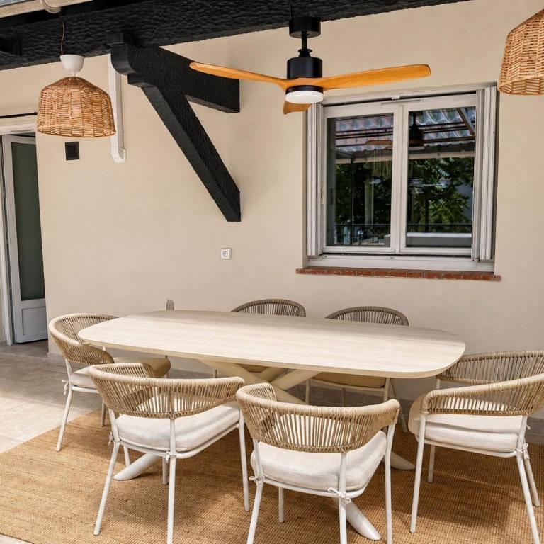 L'Esterel Appartements Plage 450m & Gare Saint-Raphael 950m - One-Bedroom Apartment with Terrace - 6