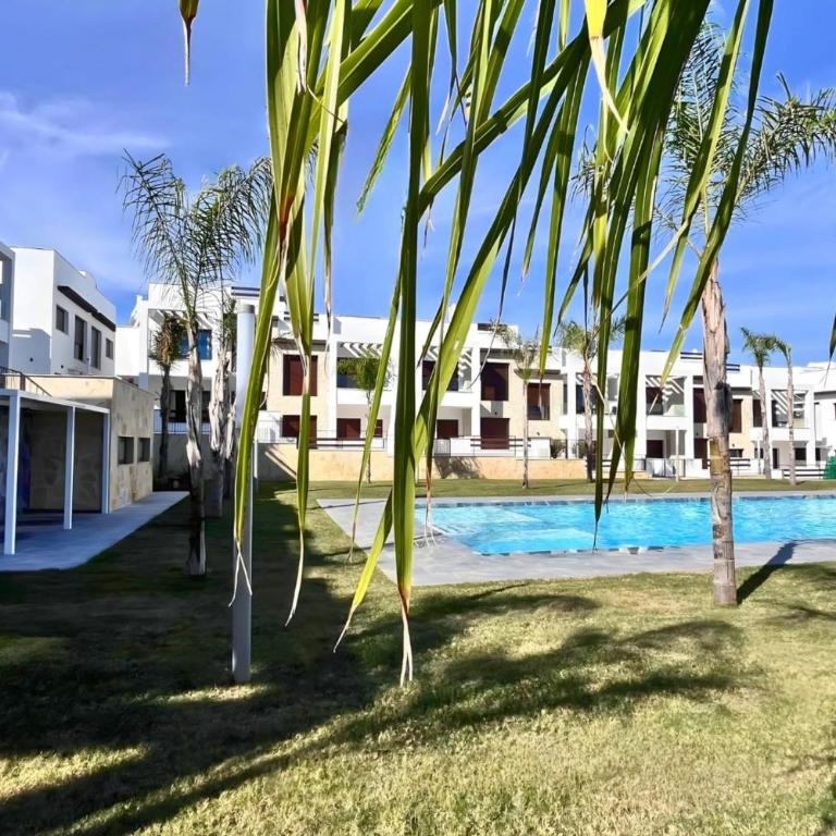 La Calienta View of the pink lagoon and swimming pool - Appartamento - 48