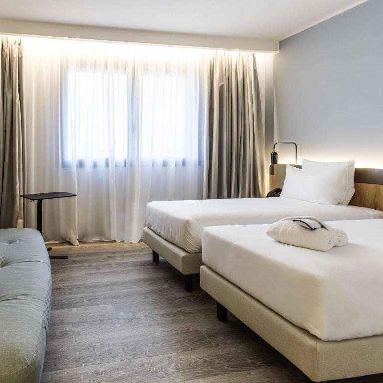 Novotel Parma Centro - Habitación Doble con sofá superior - 6