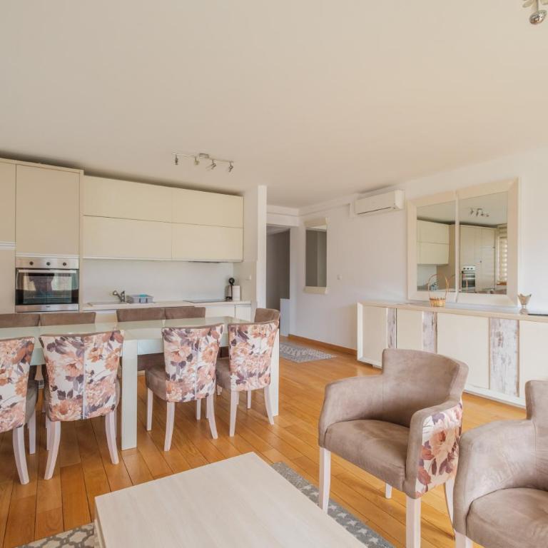 VIP River Side - Deluks Apartman sa 3 Spavaće Sobe - 20