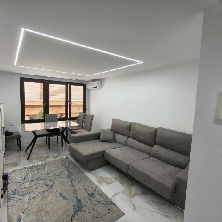 Alicante Modern Urban Apartment - Downtown & Cozy #2 - Apartamento de 2 dormitorios - 1