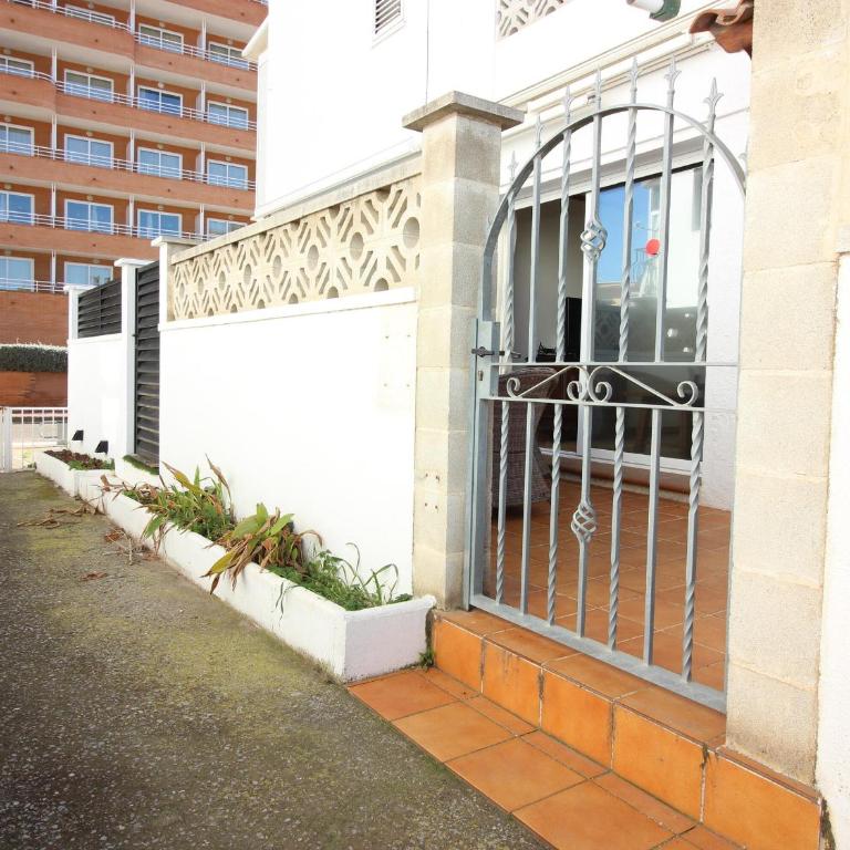 Casa en Canal de Roses - Parking, Aire Acondicionado - ES-228-111 - Casa - 28