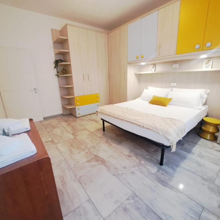 Ganymede Apartment by Quokka 360 - A Short Walk from Como Borghi Station - Appartamento con 3 Camere da Letto - 2