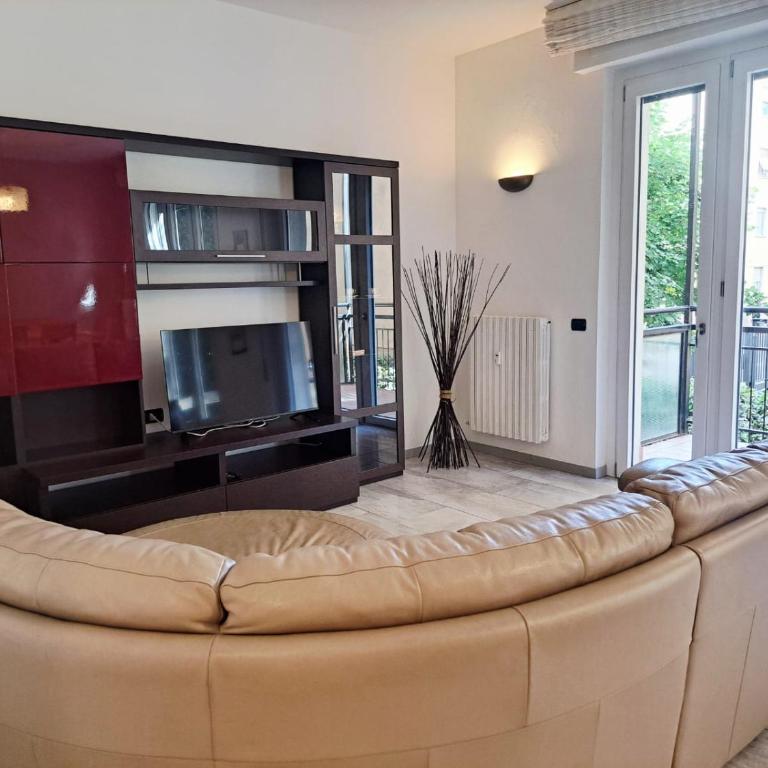 Ganymede Apartment by Quokka 360 - A Short Walk from Como Borghi Station - Appartamento con 3 Camere da Letto - 1
