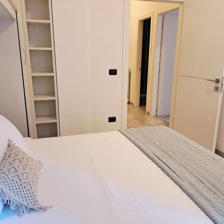 Ganymede Apartment by Quokka 360 - A Short Walk from Como Borghi Station - Appartamento con 3 Camere da Letto - 13