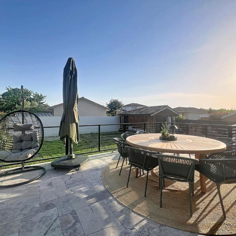 Magnifique maison, spacieuse, à 3mn du Lac - Villa - 2