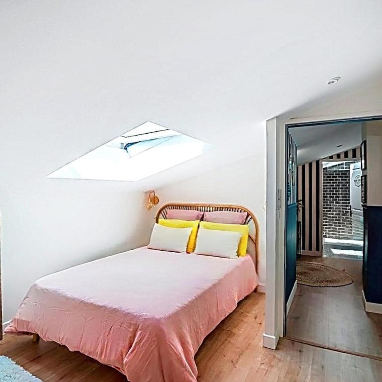 Magnifique maison, spacieuse, à 3mn du Lac - Villa - 24