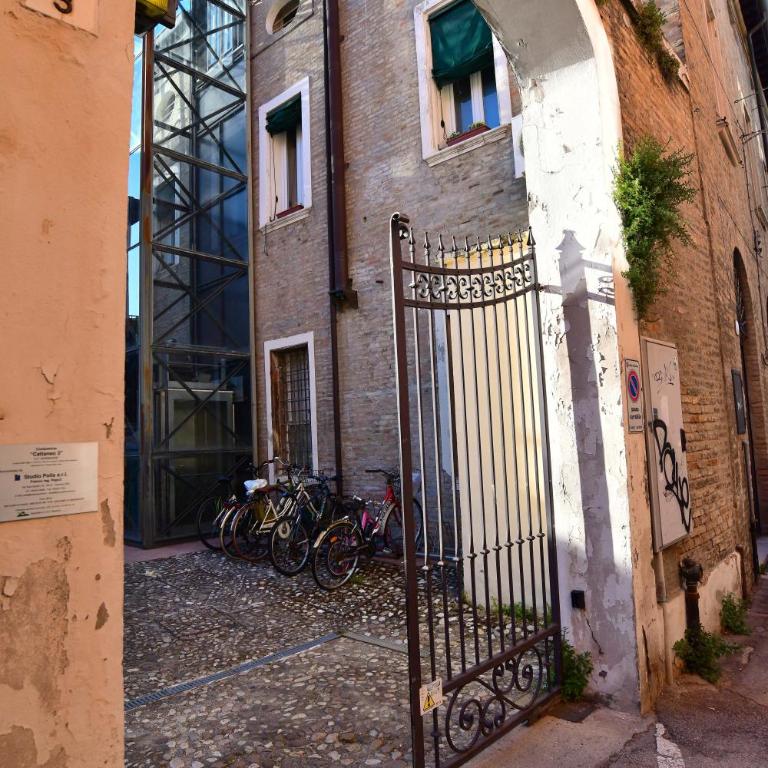 GuestHost - Mansarda San Vitale Charming Studio - Monolocale - 5