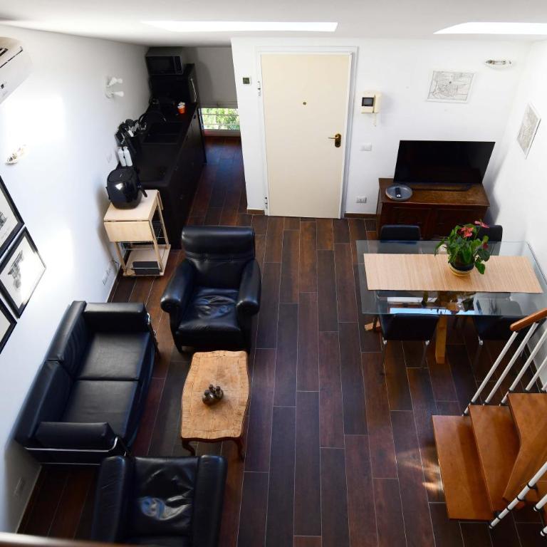 GuestHost - Mansarda San Vitale Charming Studio - Monolocale - 16