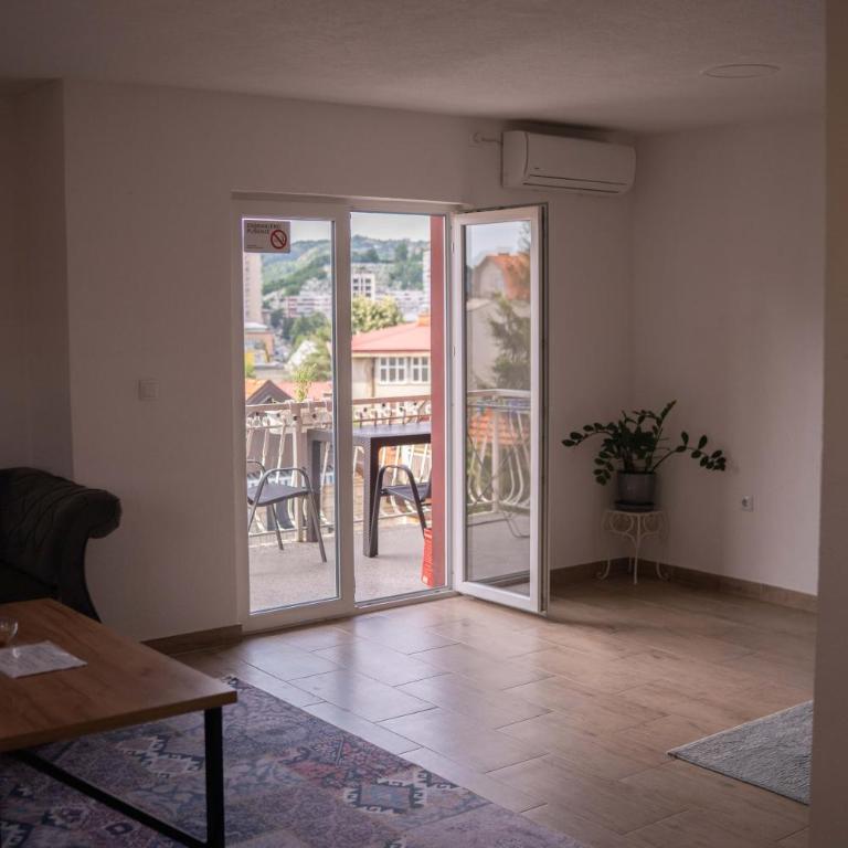 Apartmani ELEGANCE Tuzla - Deluks Apartman - 14