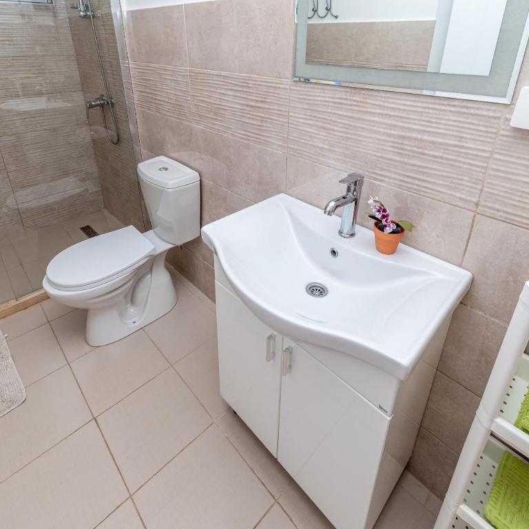 Apartments Oktopus - Apartment mit 1 Schlafzimmer und Terrasse - 3