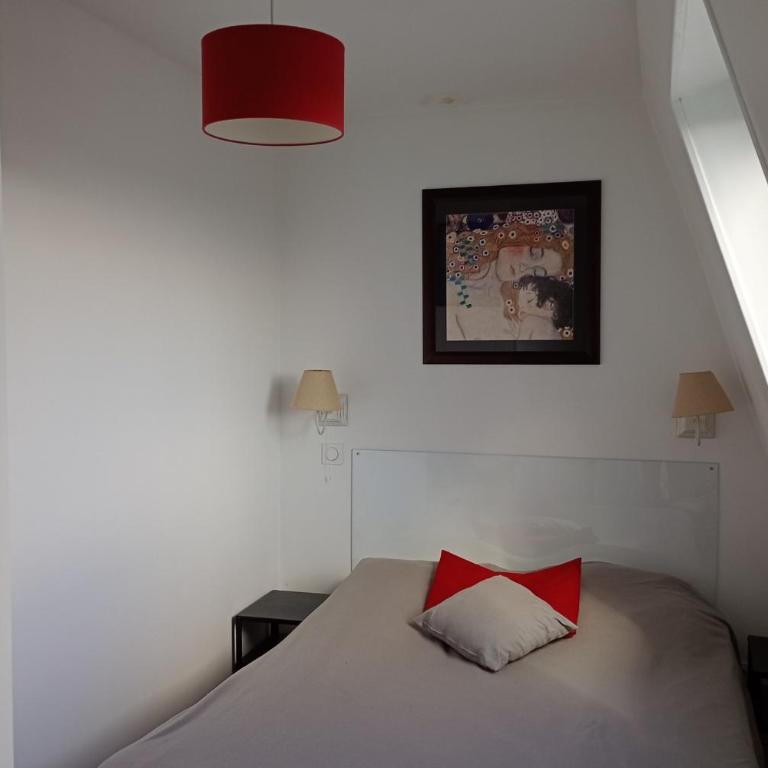 Joli T2 situé face au Square Montholon - Appartement - 5