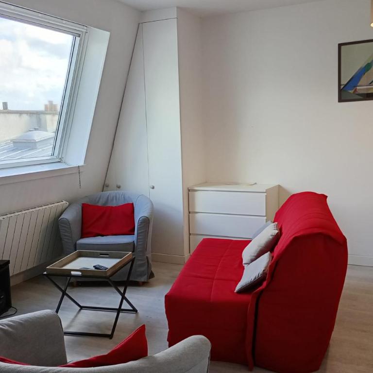 Joli T2 situé face au Square Montholon - Appartement - 8