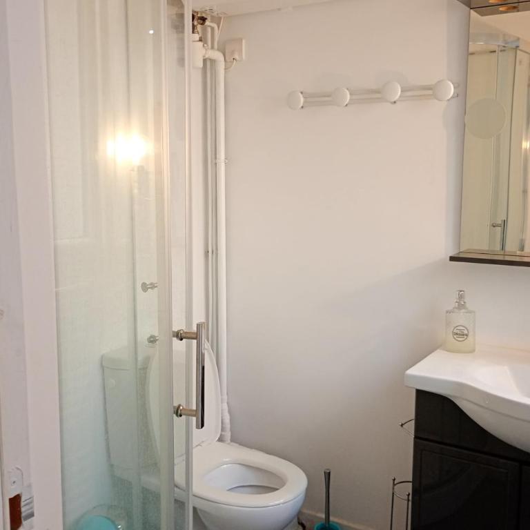 Joli T2 situé face au Square Montholon - Appartement - 9