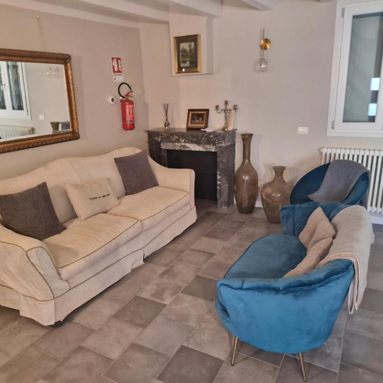 LA TANA DEI VIAGGIATORI - CENTRO STORICO - Tirano - Two-Bedroom House - 2