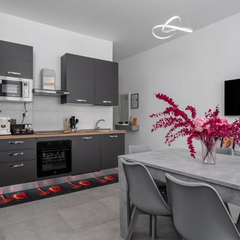 Auraluce Suites Art&Love nel Cuore di Bologna - Apartment mit 2 Schlafzimmern - 22