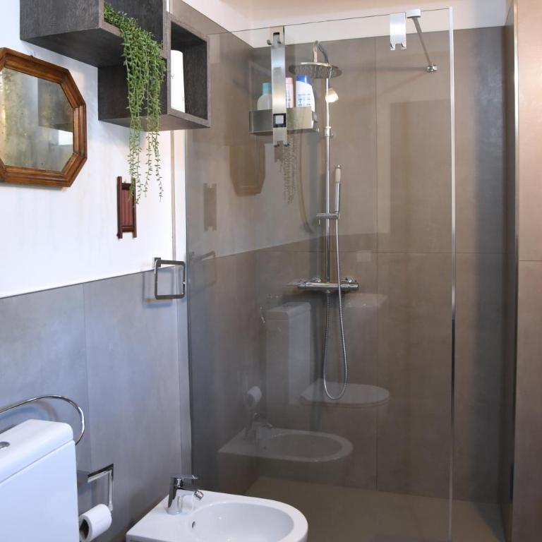LA TANA DEI VIAGGIATORI - CENTRO STORICO - Tirano - Two-Bedroom House - 21
