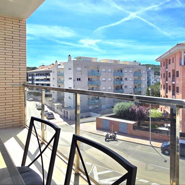 Apartment Sancho Go2lloret - Two-Bedroom Deluxe Apartment with Garden View - 21