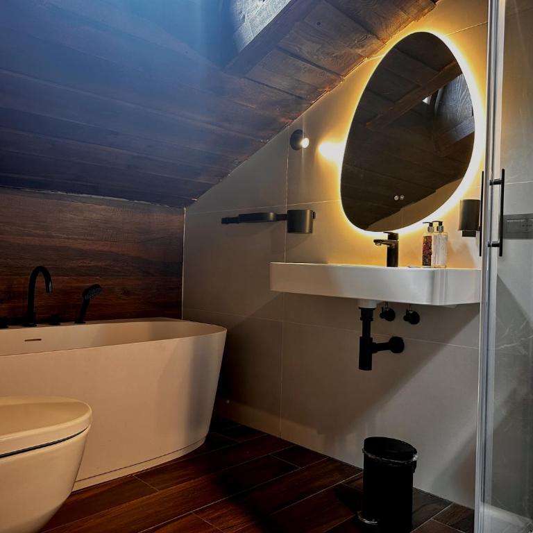 Hotell Millefiori- Alpine Event Lodge - Camera Familiare con Balcone - 6
