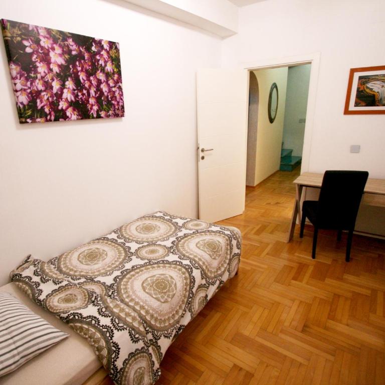 Apartment Dorcol plus paid garage - Apartment mit 3 Schlafzimmern und Balkon - 10
