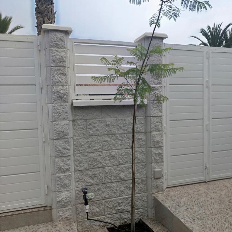 Casa unifamiliar a 10 pasos de la arena con parking - Casa - 57