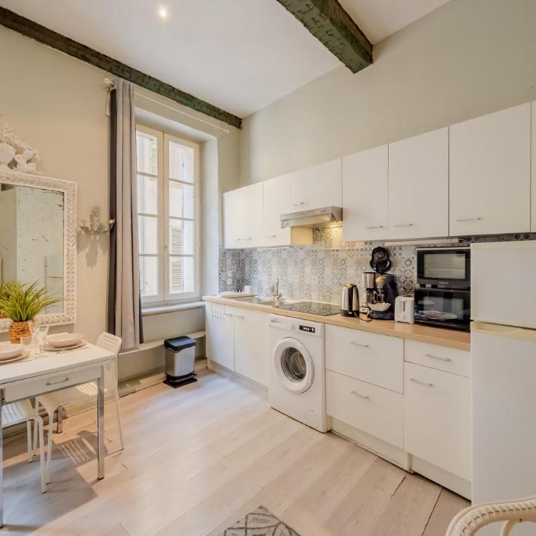 Le Chineur – Studio de caractère, 5 min du Port - Apartment - 2