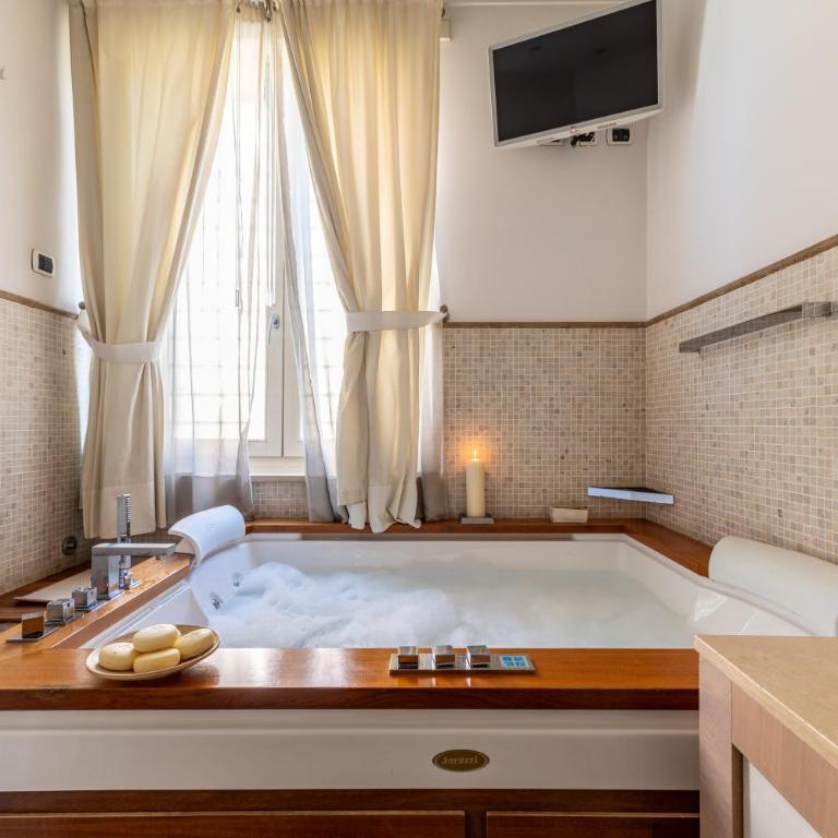 Madame Suites Rome - Appartamento con 2 Camere da Letto e Balcone - 12