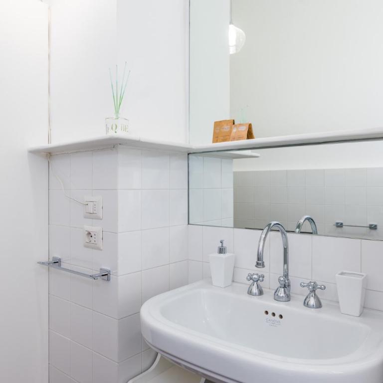 Stylish flat on the Navigli for 6 - Appartement 2 Chambres - 34