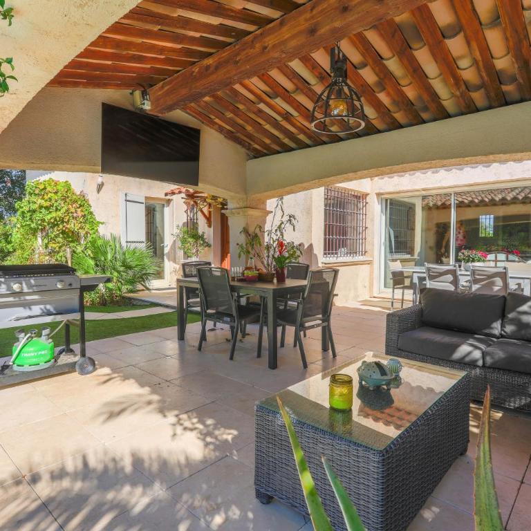 Villa avec piscine au soleil d'Azur - Six-Bedroom House - 4