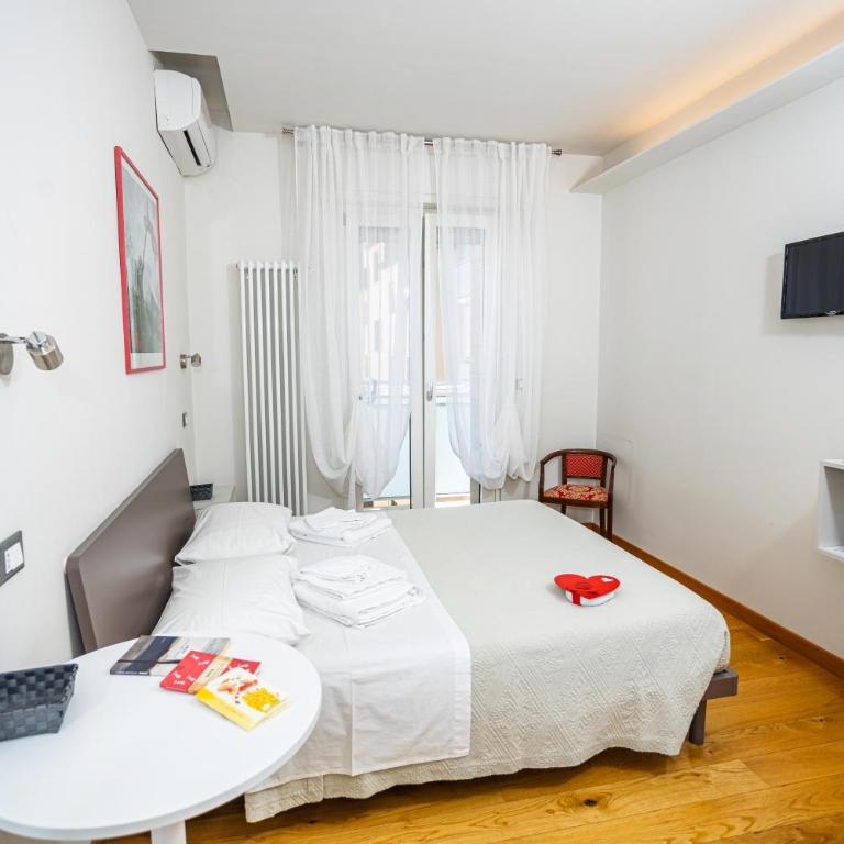 Ánemos b&b - Doppelzimmer mit Balkon - 1