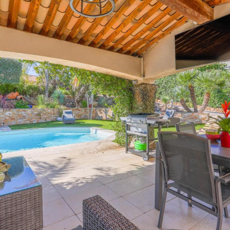 Maison avec piscine Soleil d'Azur - Villa - Vue sur Jardin - 34