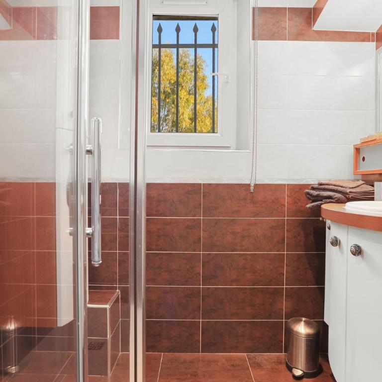 Maison avec piscine Soleil d'Azur - Villa - Vue sur Jardin - 23