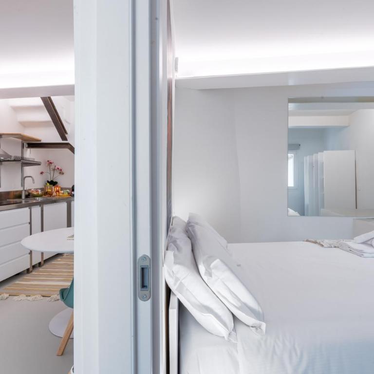 Gemma in Santo Spirito - One-Bedroom Apartment - 36