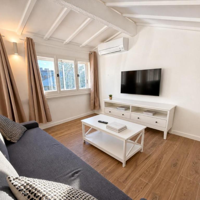 L'Esterel Appartements Plage 450m & Gare Saint-Raphael 950m - Two-Bedroom Apartment - 11