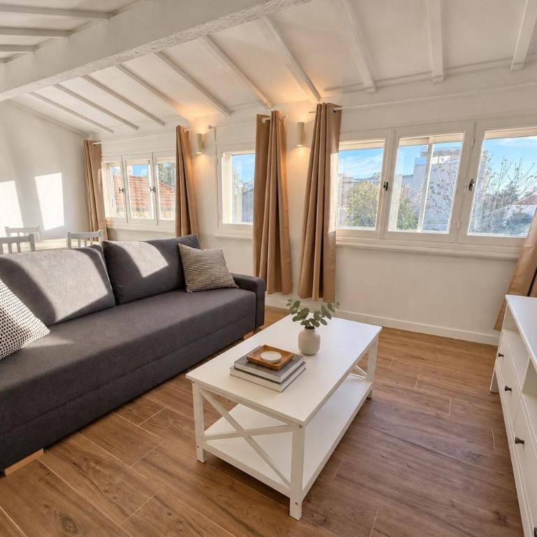 L'Esterel Appartements Plage 450m & Gare Saint-Raphael 950m - Two-Bedroom Apartment - 17