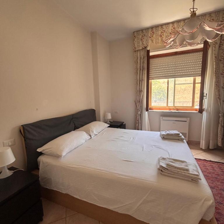Tangerine Tree House - Two-Bedroom Apartment - 13