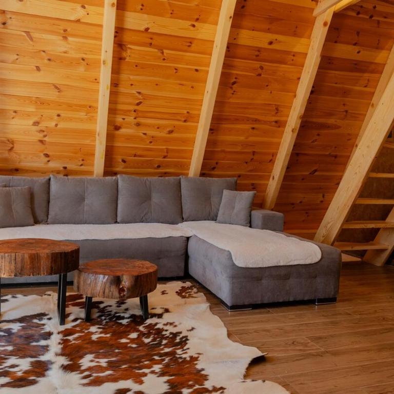 Falcon View Zabljak - Three-Bedroom Villa - 5