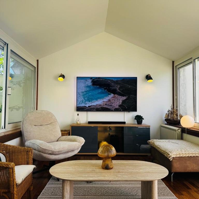 Maison 8px, jacuzzi, jardin clos, 15 min à pied plage - Maison 4 Chambres - 18