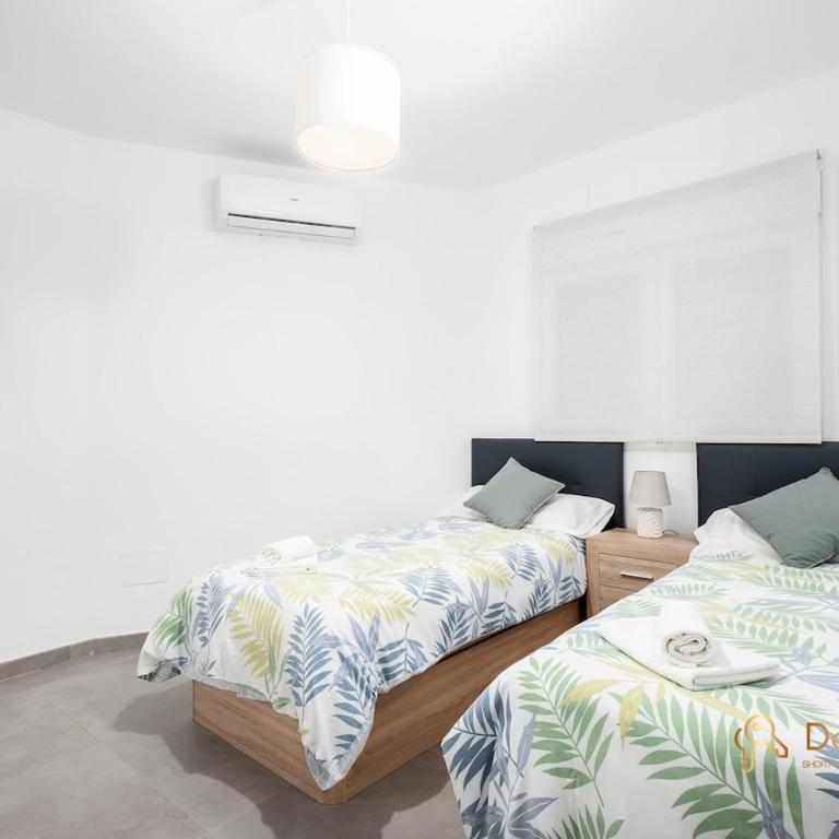 Modern apartment in Puerto Marina, Benalmádena - One-Bedroom Apartment - 9