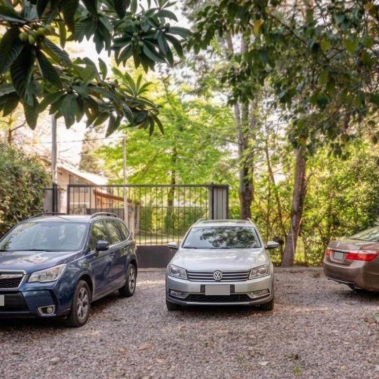Casa privada con pileta climatizada, gran parque y parrilla en Pilar - Casa - 55